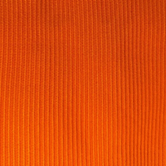 Vibrant Orange Sleeveless Crop Top - Picture 3 of 4